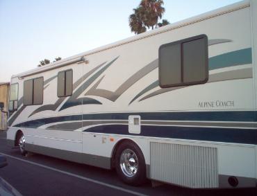 Custom RV Graphics, definition kit rear